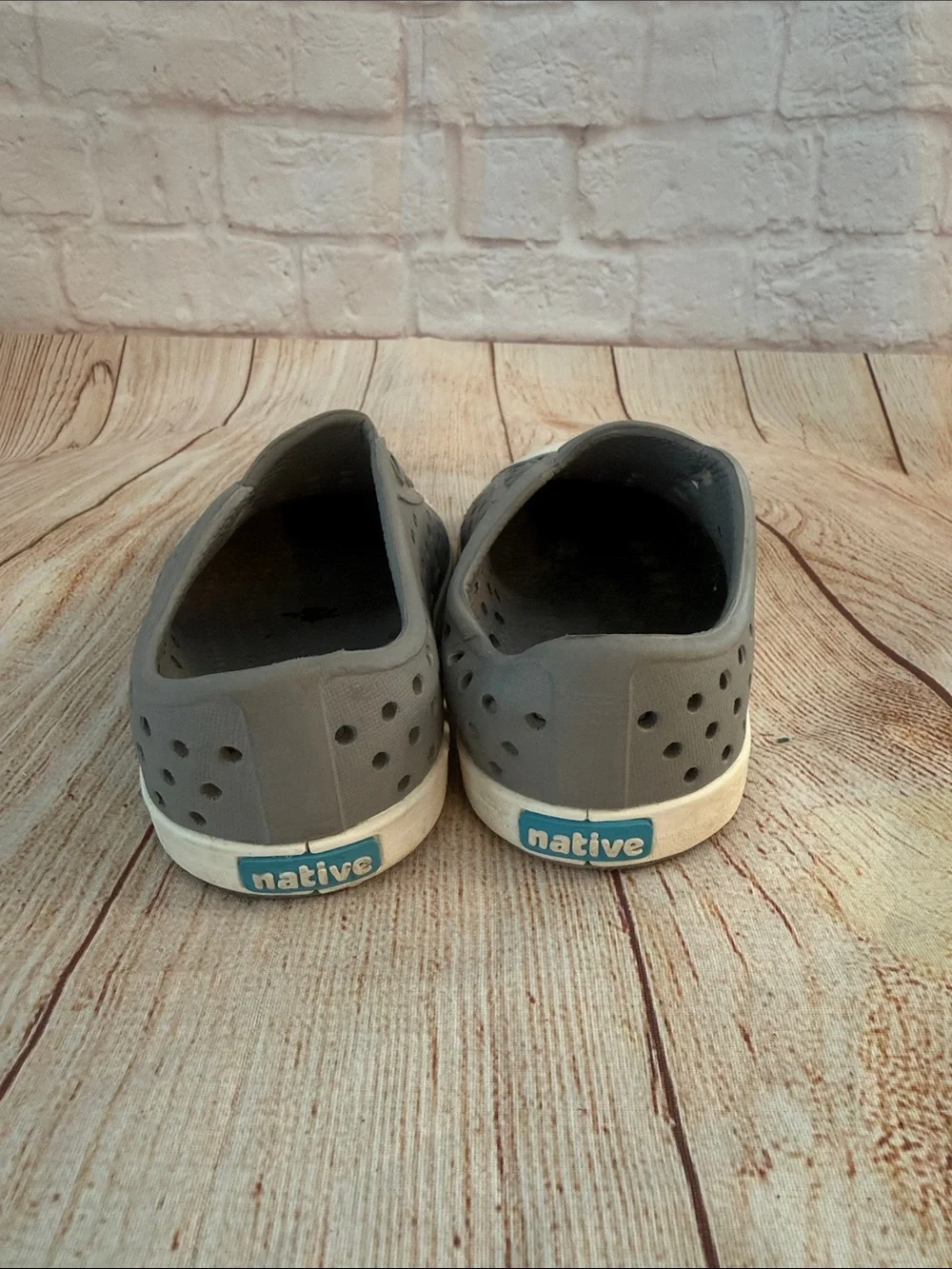 Native Grey Slip-On Kids Water Shoes with White Toe- size 5 baby